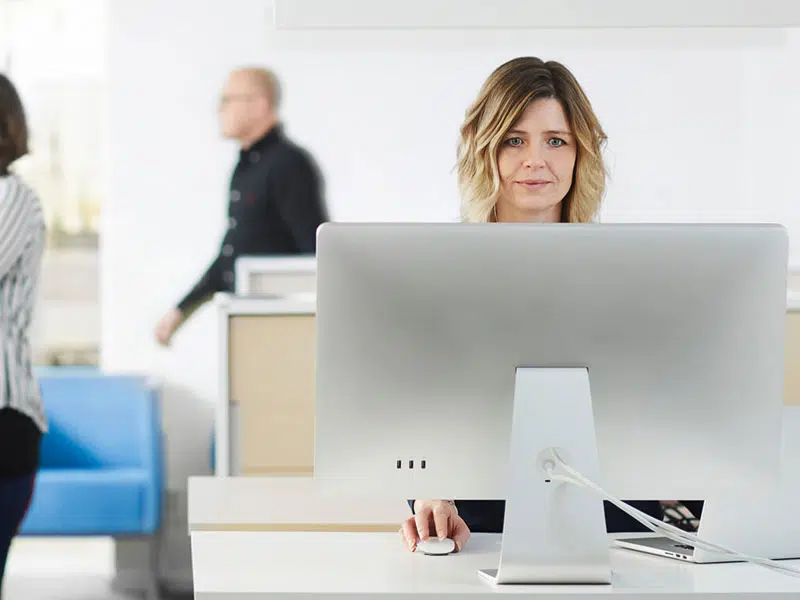 نکات مربوط به اداره هوشمند: نظارت بر رفتار کارمندان و تامین امنیت شرکت