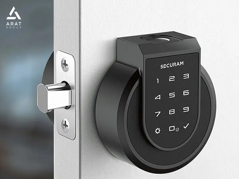 مزایای قفلهوشمند: 7. قابلیت کنترل رفت و آمد از راه دور