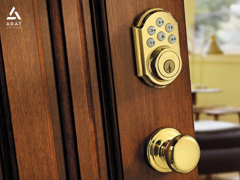 ویژگیهای قفل هوشمند کویکست مدل 909 SmartCode Electronic Deadbolt