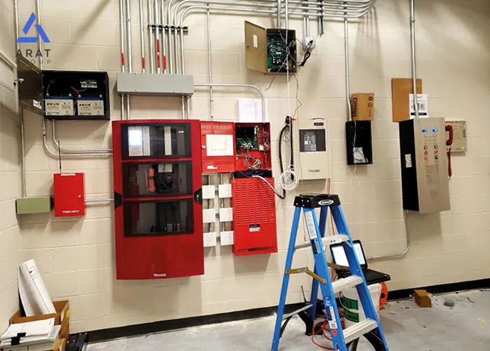 به منظور کنترل سریع آتش سیستم اعلام حریق در انواع مختلف طراحی شده است