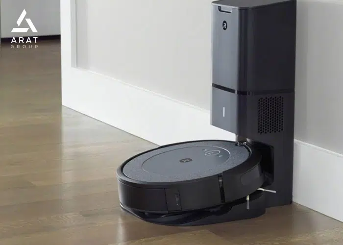 نمایی از جارو رباتیک در کنار دیوار،ارزان ترین جارو رباتیک سال 2022