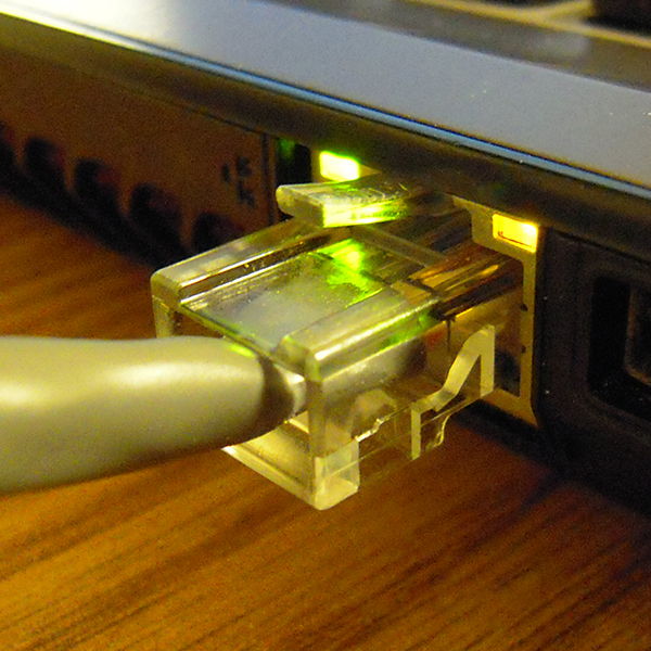 انواع پروتکل های خانه هوشمند : پروتکل Ethernet