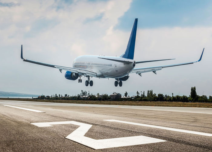 مزایای هوشمند سازی فرودگاه: استفاده از تکنولوژی‌ها برای کنترل شرایط، ترافیک و پروازها