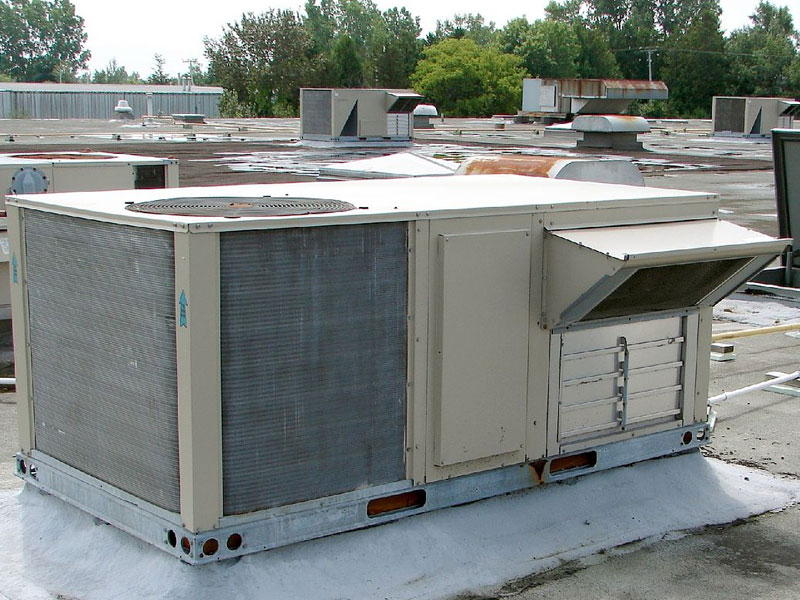 تاسیسات تأمین انرژی گرمایی و سرمایی در مراکز تجاری هوشمند