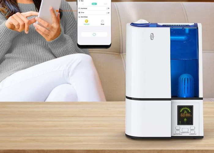 رطوبت‌ساز هوشمند تائوترونیکس (TaoTronics Smart Bedroom Humidifier) بعنوان بهترین تجهیزات خانه هوشمند